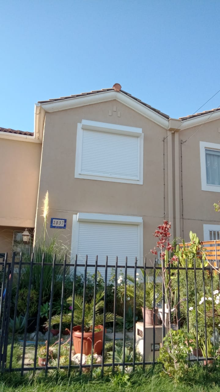 CORTINAS METÁLICAS MARANATA